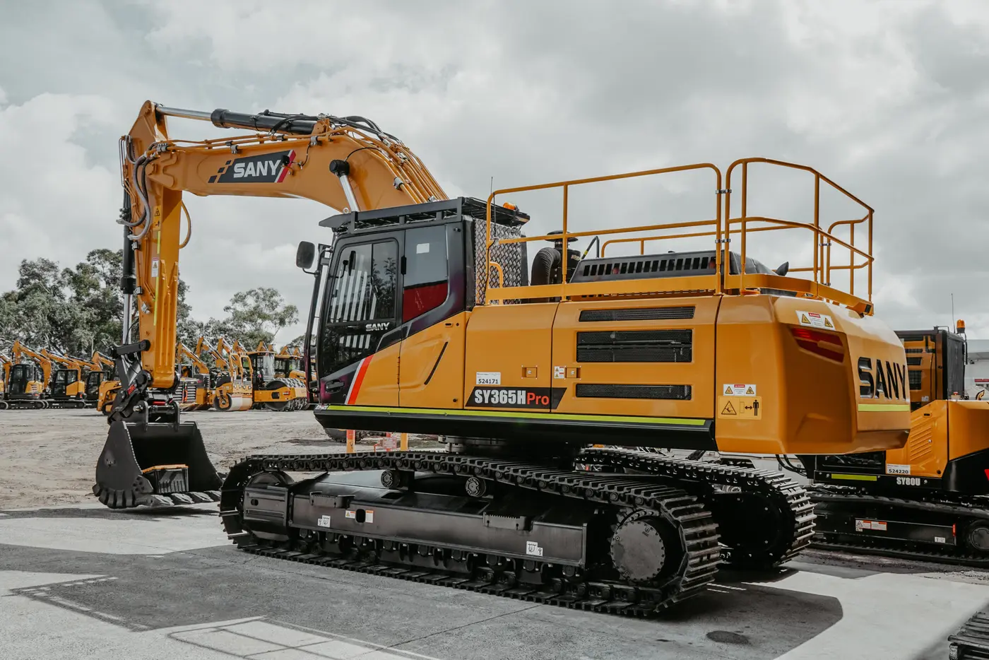 SANY SY365HPro large excavator, photo 2