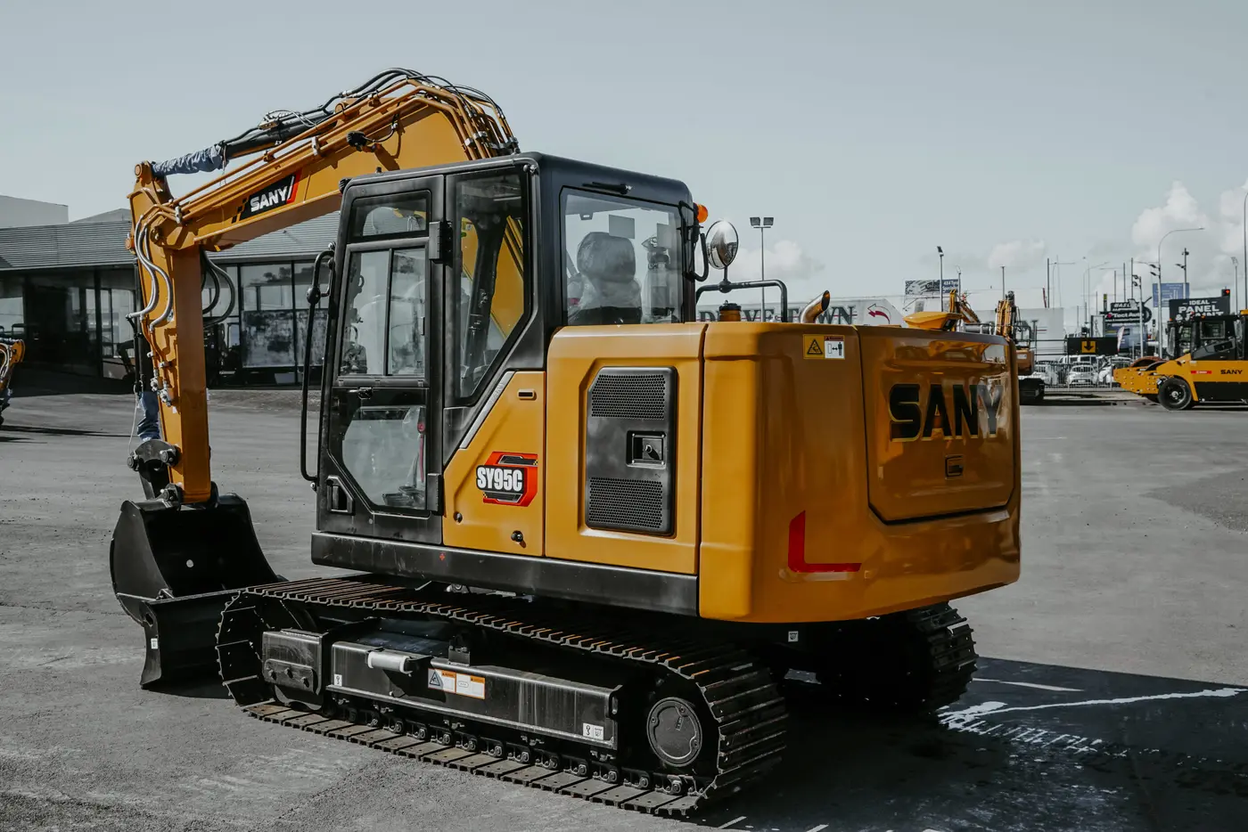 SANY SY95C compact excavator, photo 4