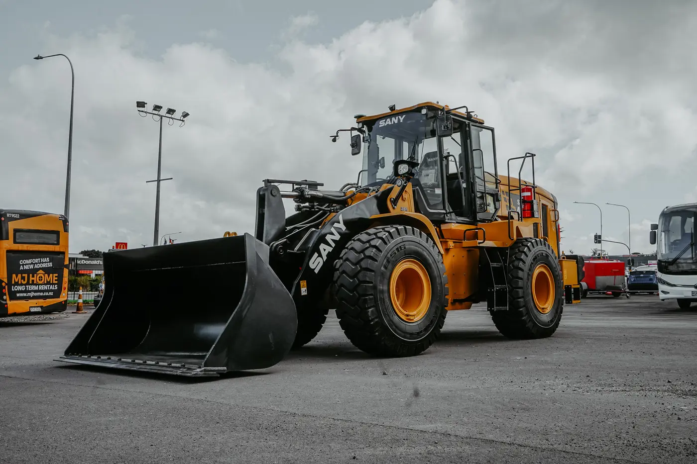 SANY SW405K wheel loader
